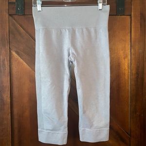 Lululemon leggings size 8